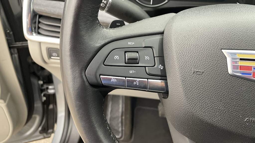 Thumbnail: 2023 Cadillac XT4 - 23