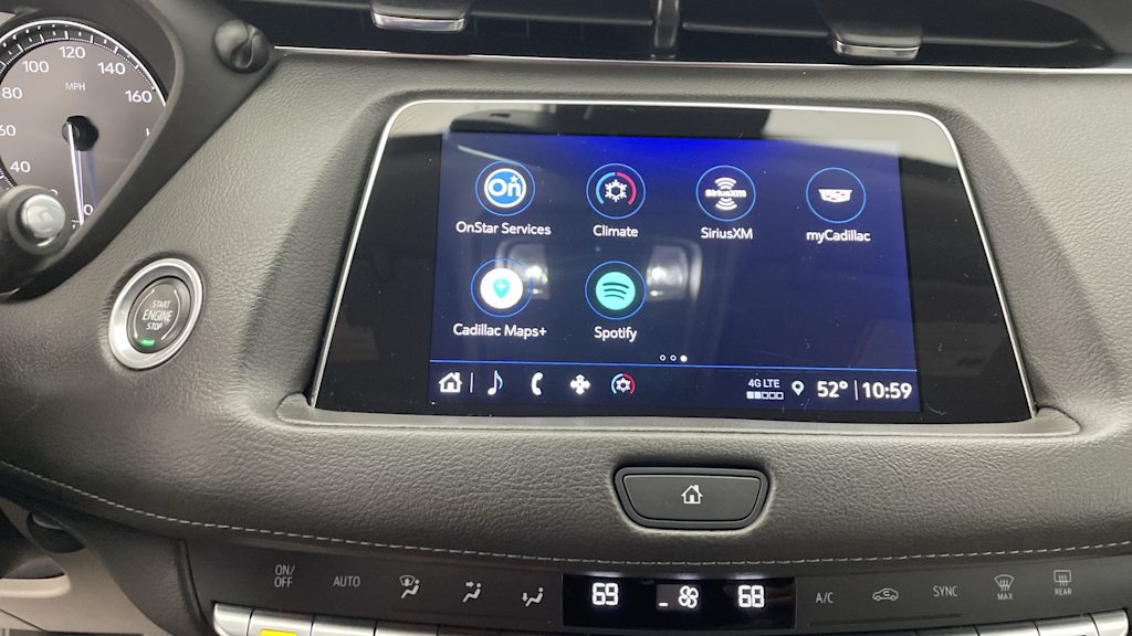 Thumbnail: 2023 Cadillac XT4 - 32