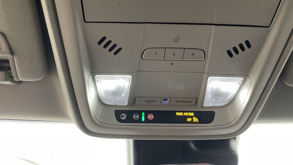 Thumbnail: 2023 Cadillac XT4 - 30