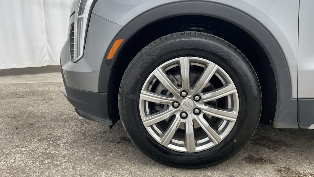 Thumbnail: 2023 Cadillac XT4 - 7