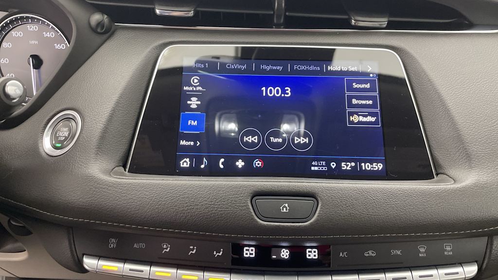 Thumbnail: 2023 Cadillac XT4 - 27