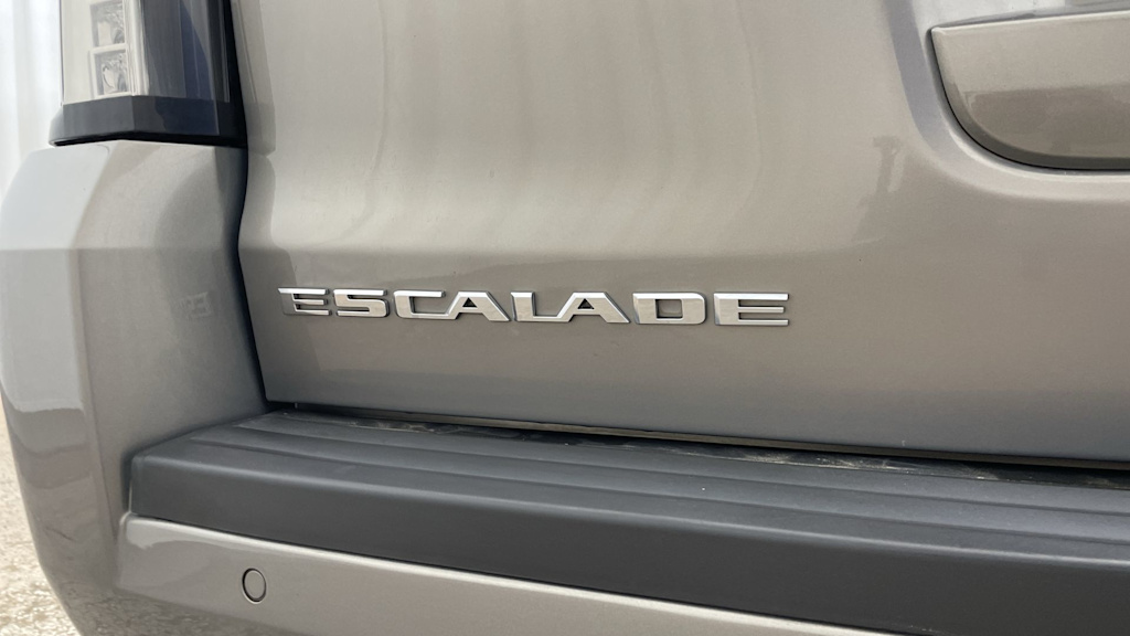 Thumbnail: 2017 Cadillac Escalade - 42