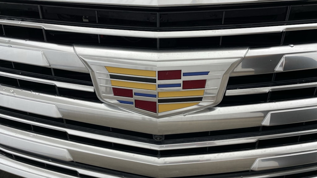 Thumbnail: 2018 Cadillac Escalade - 6