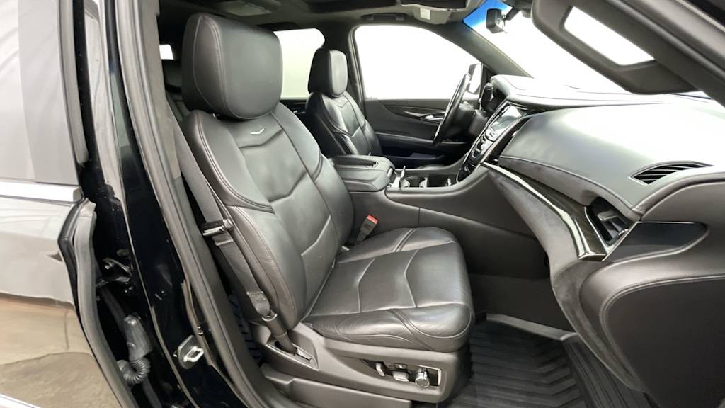 Thumbnail: 2018 Cadillac Escalade - 11
