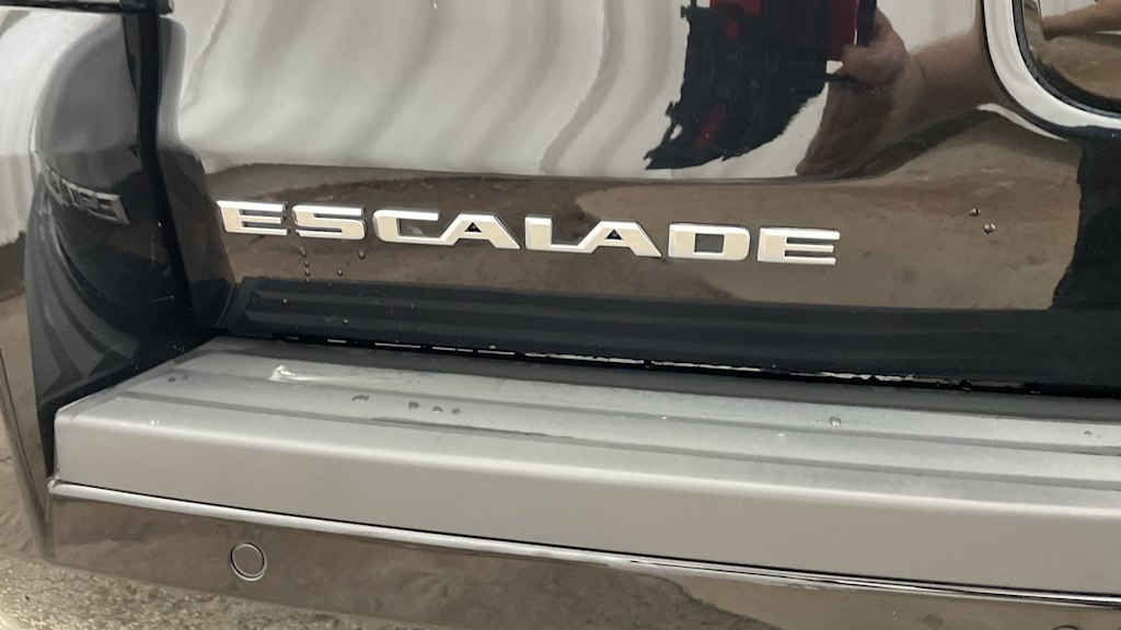 Thumbnail: 2018 Cadillac Escalade - 40