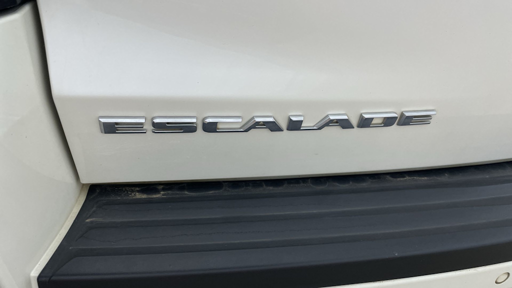 Thumbnail: 2015 Cadillac Escalade - 43