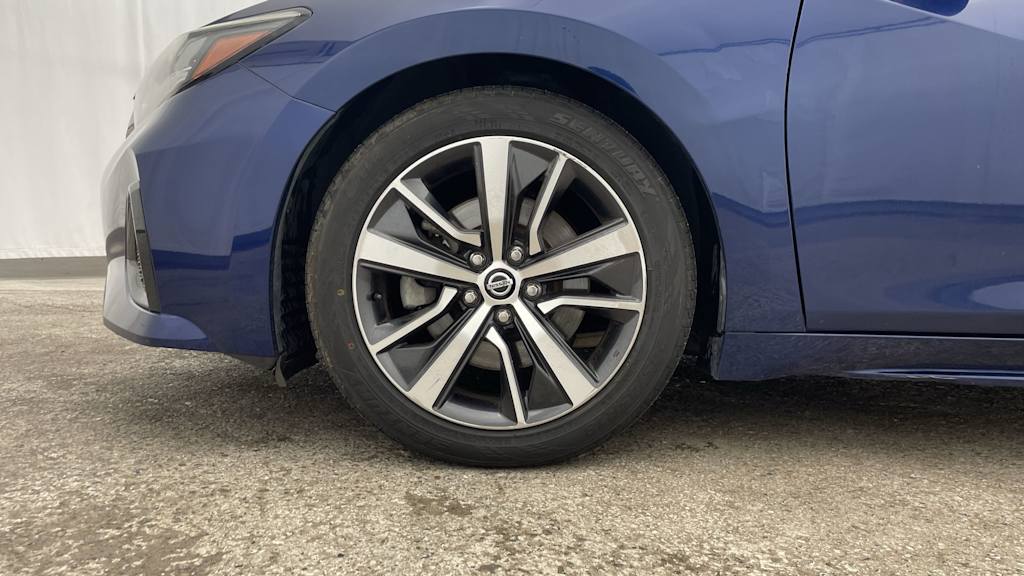 Thumbnail: 2020 Nissan Maxima - 8