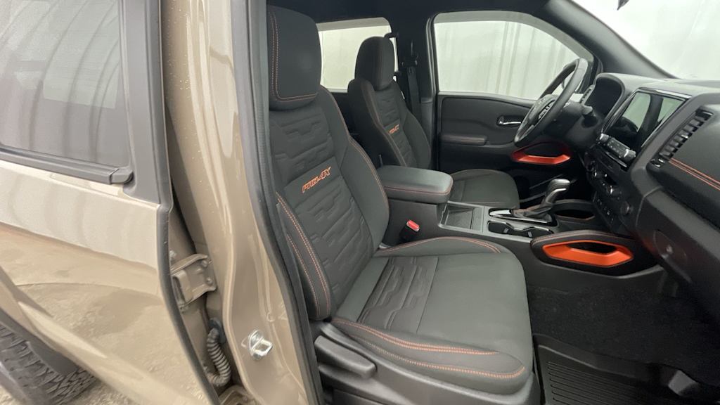 Thumbnail: 2024 Nissan Frontier - 23