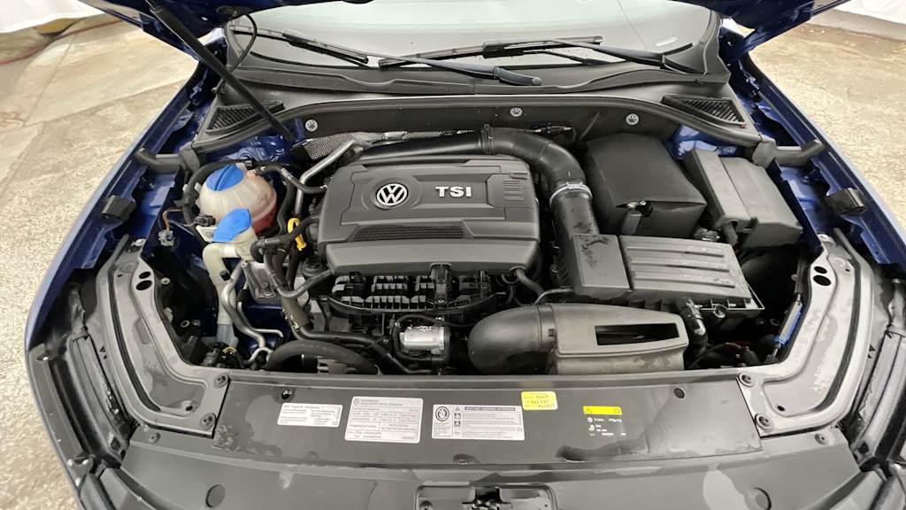 Thumbnail: 2016 Volkswagen Passat - 8
