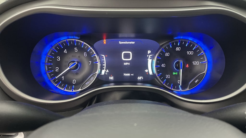 Thumbnail: 2023 Chrysler Pacifica - 30