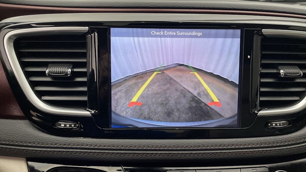Thumbnail: 2019 Chrysler Pacifica - 19