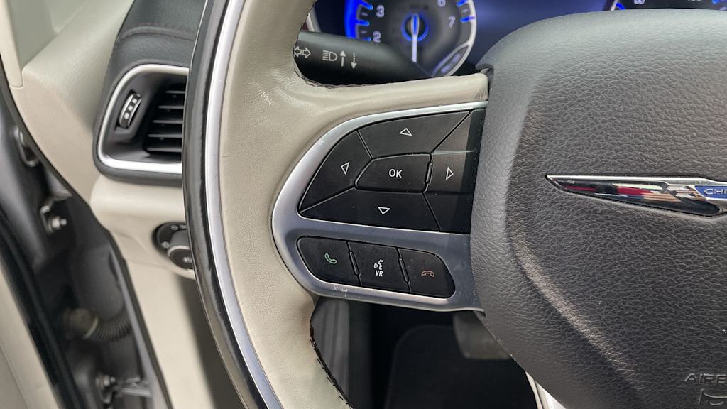 Thumbnail: 2019 Chrysler Pacifica - 26