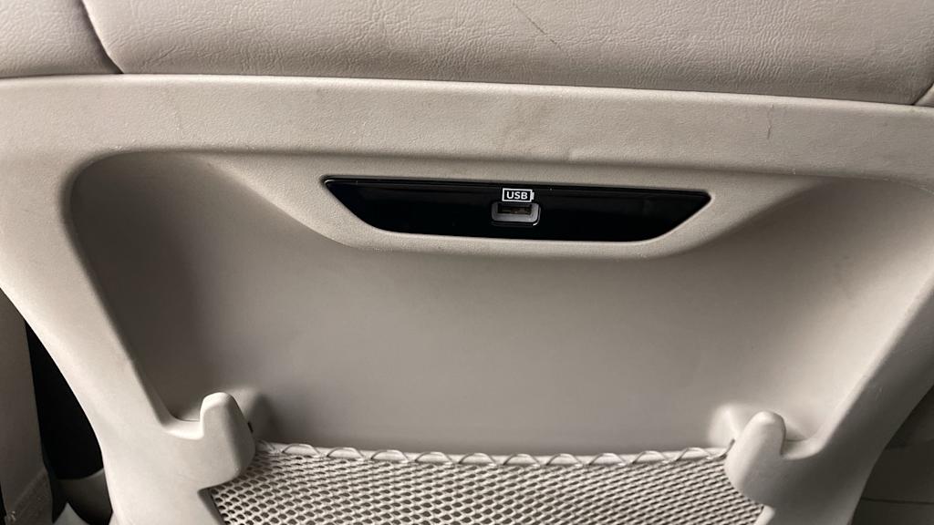 Thumbnail: 2019 Chrysler Pacifica - 36