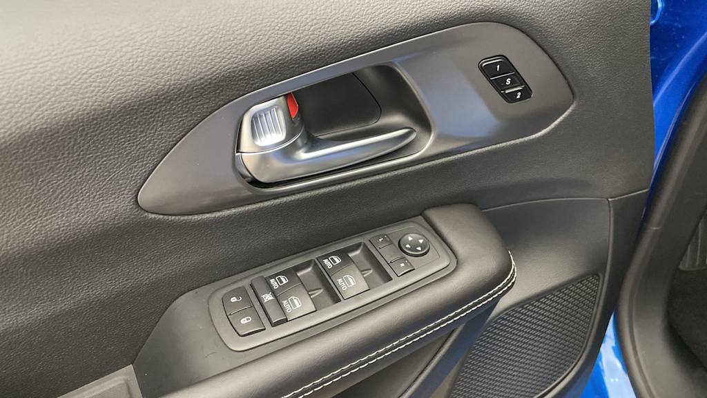 Thumbnail: 2026 Chrysler Pacifica - 21