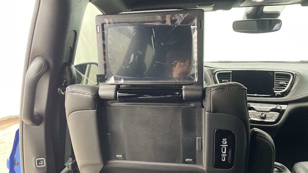 Thumbnail: 2026 Chrysler Pacifica - 34