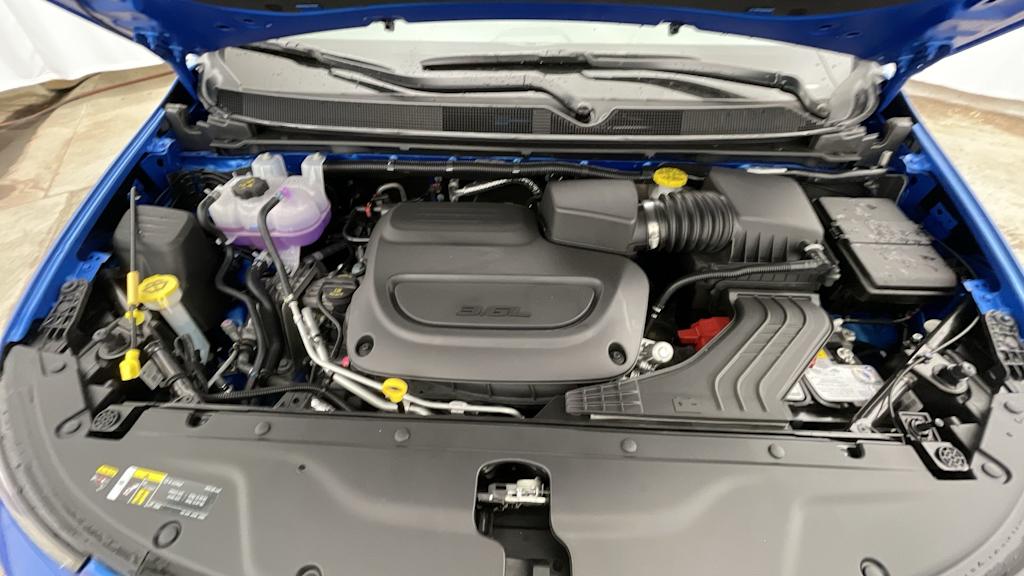 Thumbnail: 2026 Chrysler Pacifica - 8