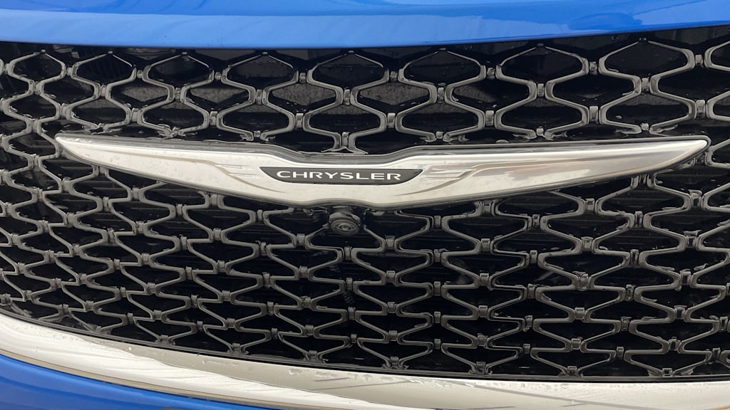 Thumbnail: 2026 Chrysler Pacifica - 6