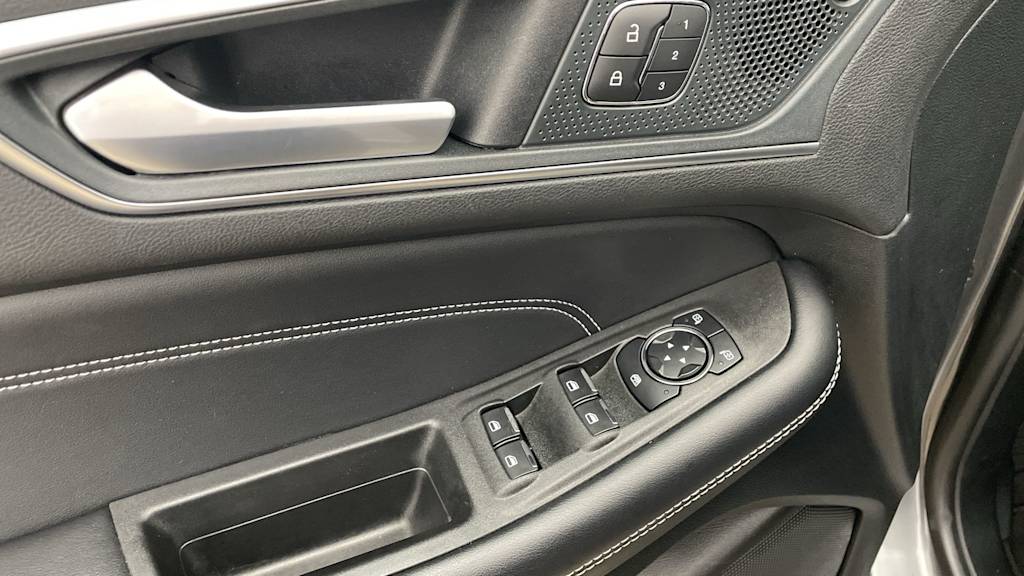 Thumbnail: 2024 Ford Edge - 20