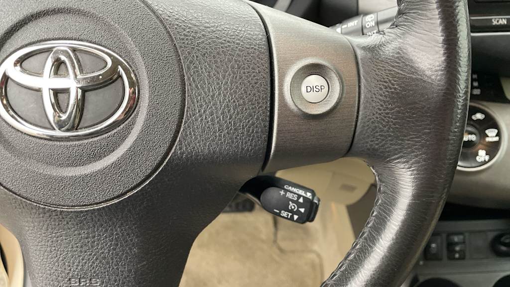 Thumbnail: 2012 Toyota RAV4 - 27