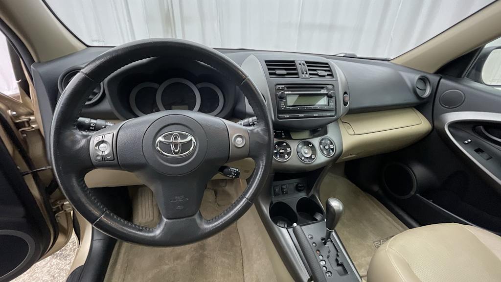 Thumbnail: 2012 Toyota RAV4 - 2