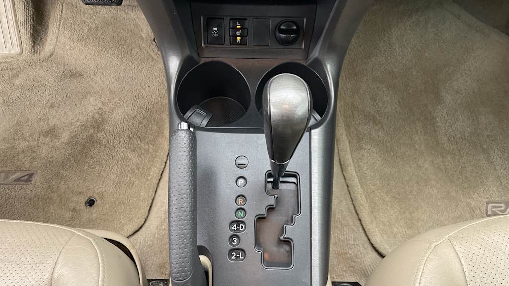 Thumbnail: 2012 Toyota RAV4 - 30