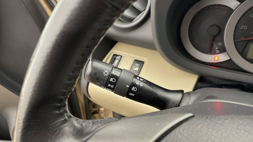 Thumbnail: 2012 Toyota RAV4 - 15