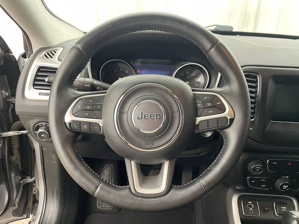 Thumbnail: 2018 Jeep Compass - 10