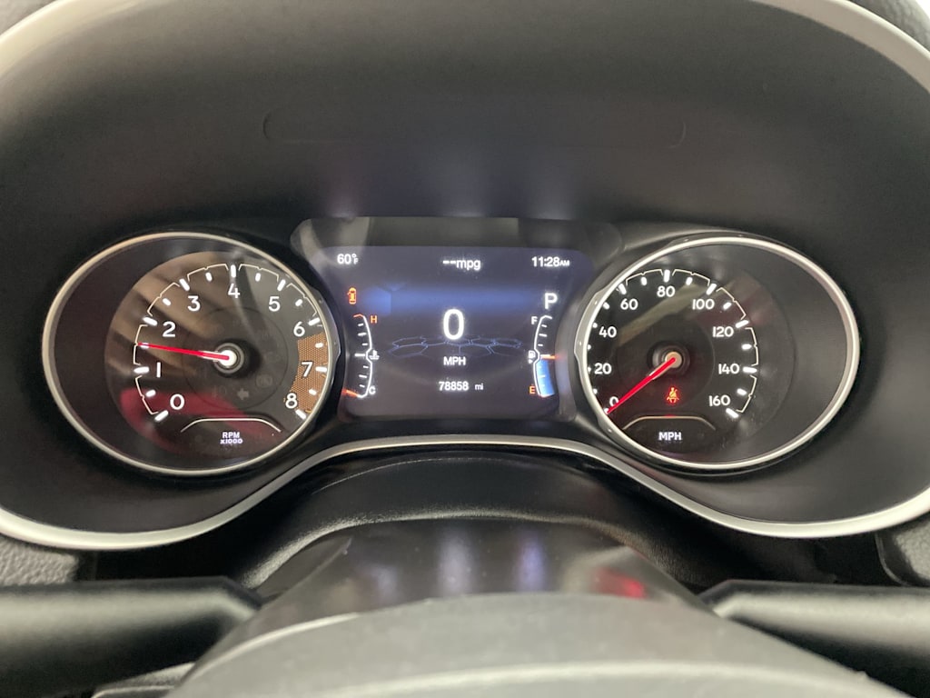 Thumbnail: 2018 Jeep Compass - 17