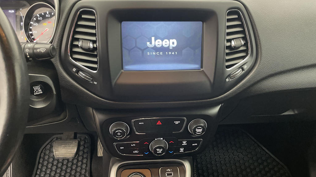 Thumbnail: 2021 Jeep Compass - 27