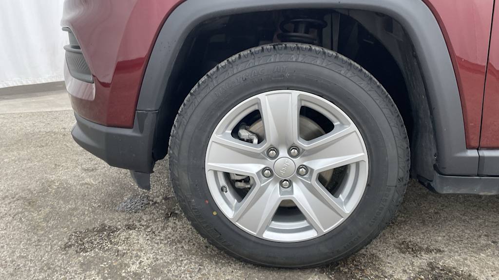 Thumbnail: 2022 Jeep Compass - 7
