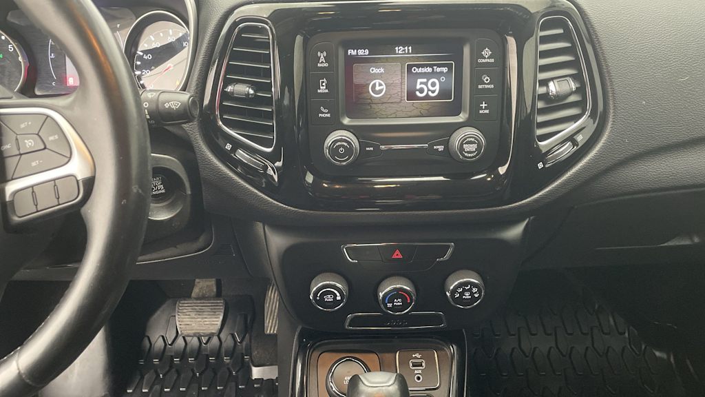 Thumbnail: 2018 Jeep Compass - 14