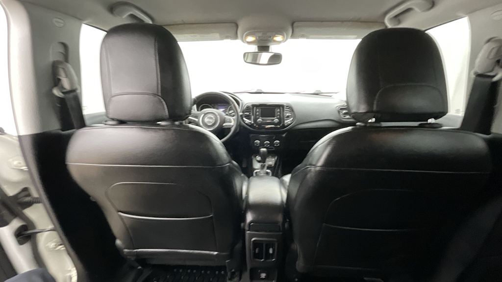 Thumbnail: 2018 Jeep Compass - 9