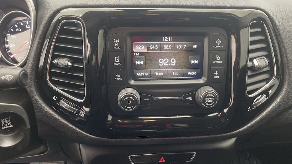 Thumbnail: 2018 Jeep Compass - 27