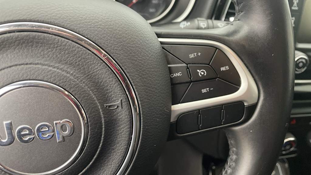 Thumbnail: 2018 Jeep Compass - 24