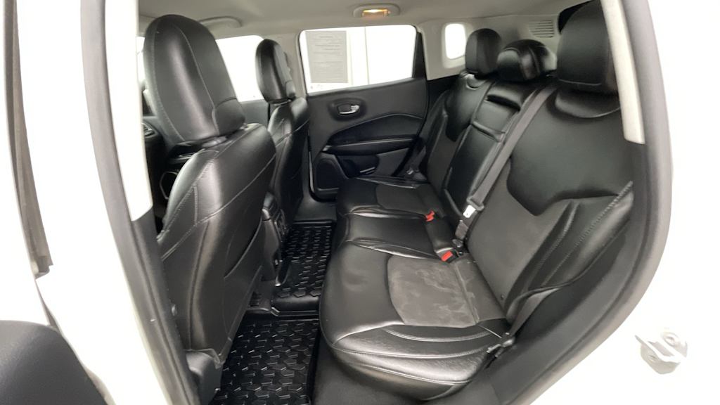 Thumbnail: 2018 Jeep Compass - 12