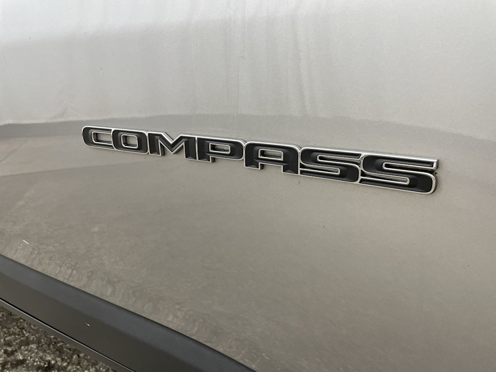 Thumbnail: 2019 Jeep Compass - 37