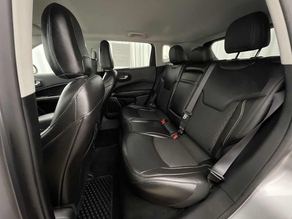 Thumbnail: 2019 Jeep Compass - 23