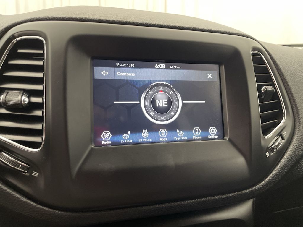 Thumbnail: 2019 Jeep Compass - 14