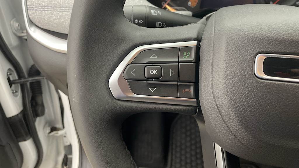 Thumbnail: 2024 Jeep Compass - 23