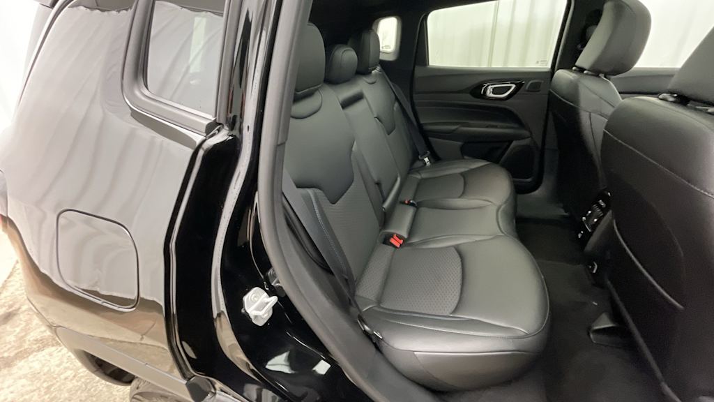 Thumbnail: 2026 Jeep Compass - 22