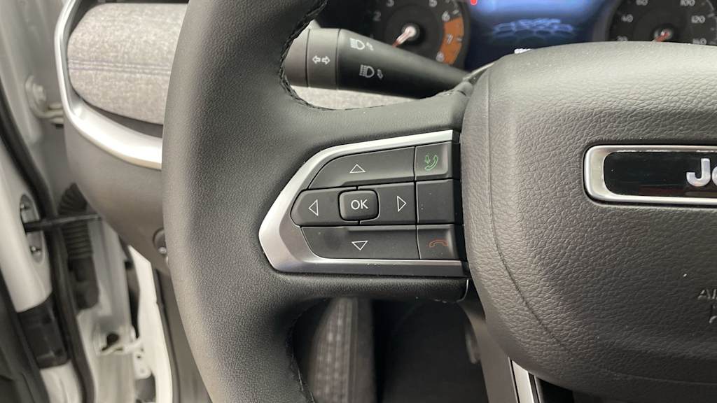 Thumbnail: 2024 Jeep Compass - 23