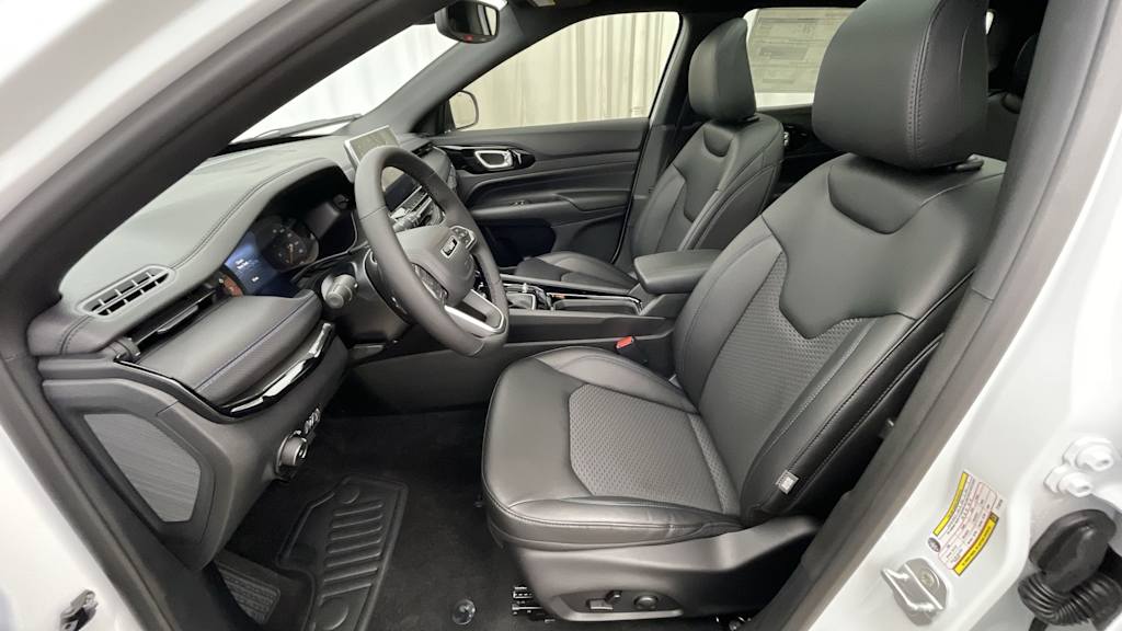 Thumbnail: 2026 Jeep Compass - 11
