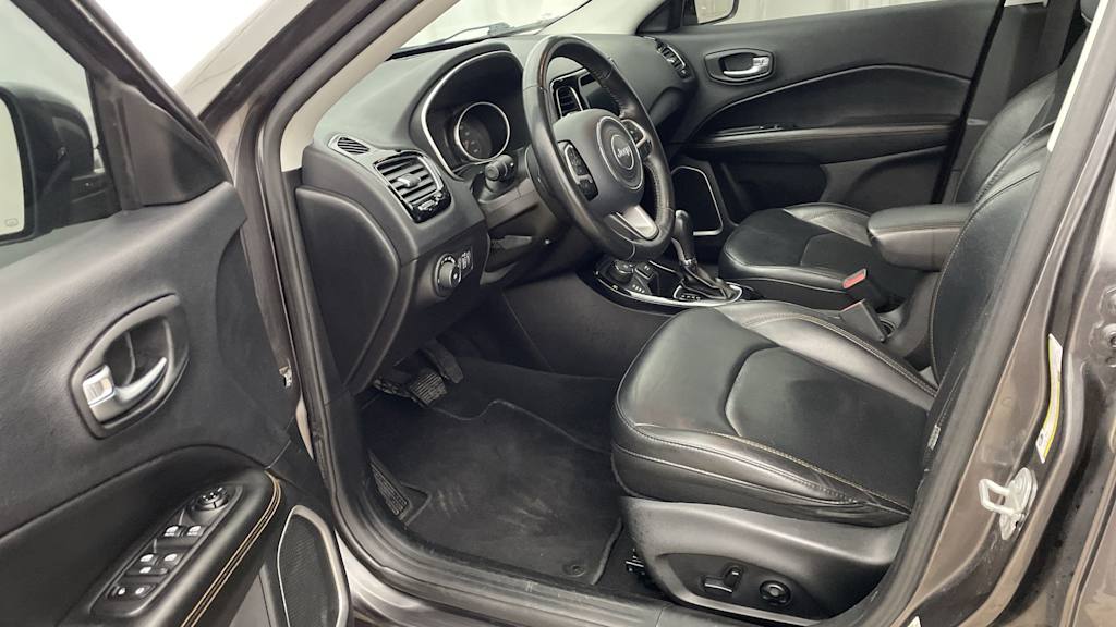 Thumbnail: 2019 Jeep Compass - 10