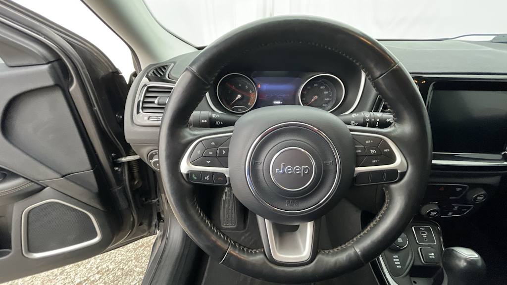 Thumbnail: 2019 Jeep Compass - 9