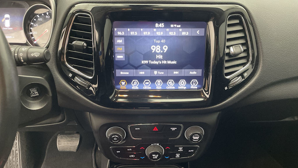 Thumbnail: 2019 Jeep Compass - 27