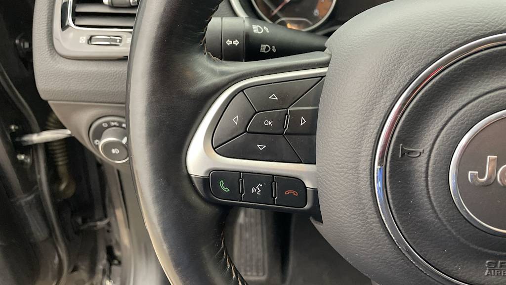 Thumbnail: 2019 Jeep Compass - 23