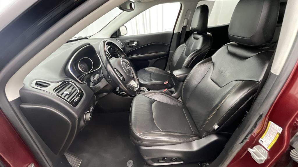 Thumbnail: 2021 Jeep Compass - 11