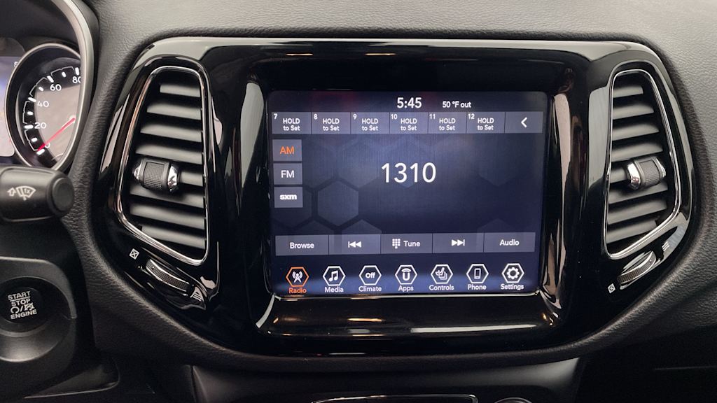 Thumbnail: 2021 Jeep Compass - 28