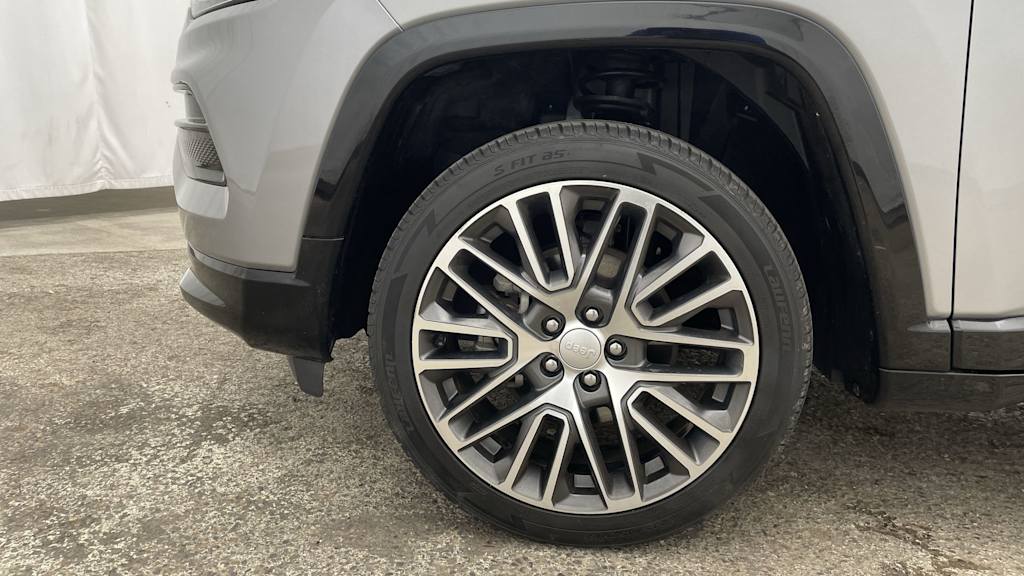Thumbnail: 2022 Jeep Compass - 8