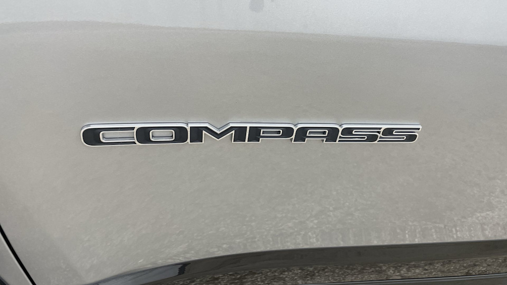Thumbnail: 2022 Jeep Compass - 41